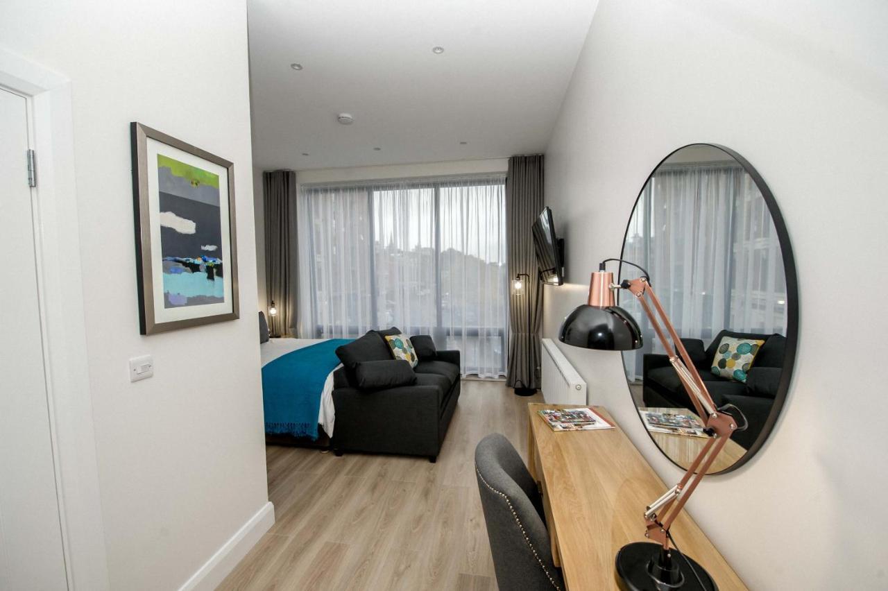 The James Suites Londonderry Exteriér fotografie